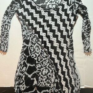 Alberto Makali crinkle crochet sheer lace blouse, white & black abstract print